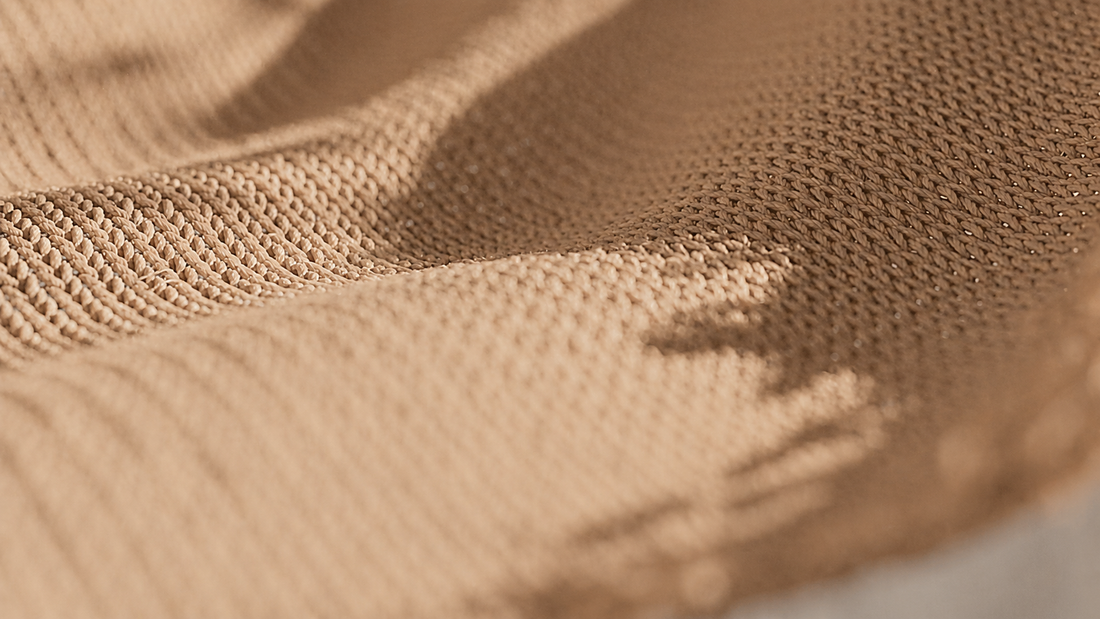 Warmth Without Weight: Choosing Breathable Layers for Changing Seasons