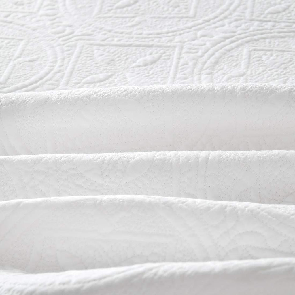 3-Piece 100% Cotton Embroidered Oversize Queen Quilt Set