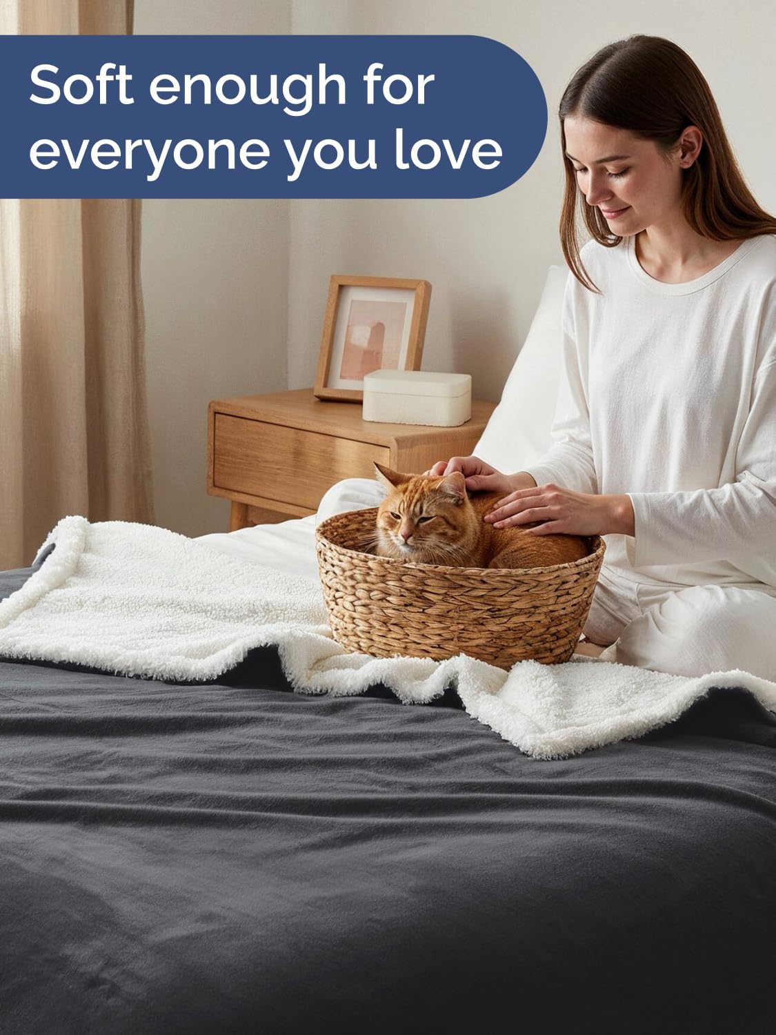 Reversible Sherpa Fleece Throw Blanket for Bed and Sofa