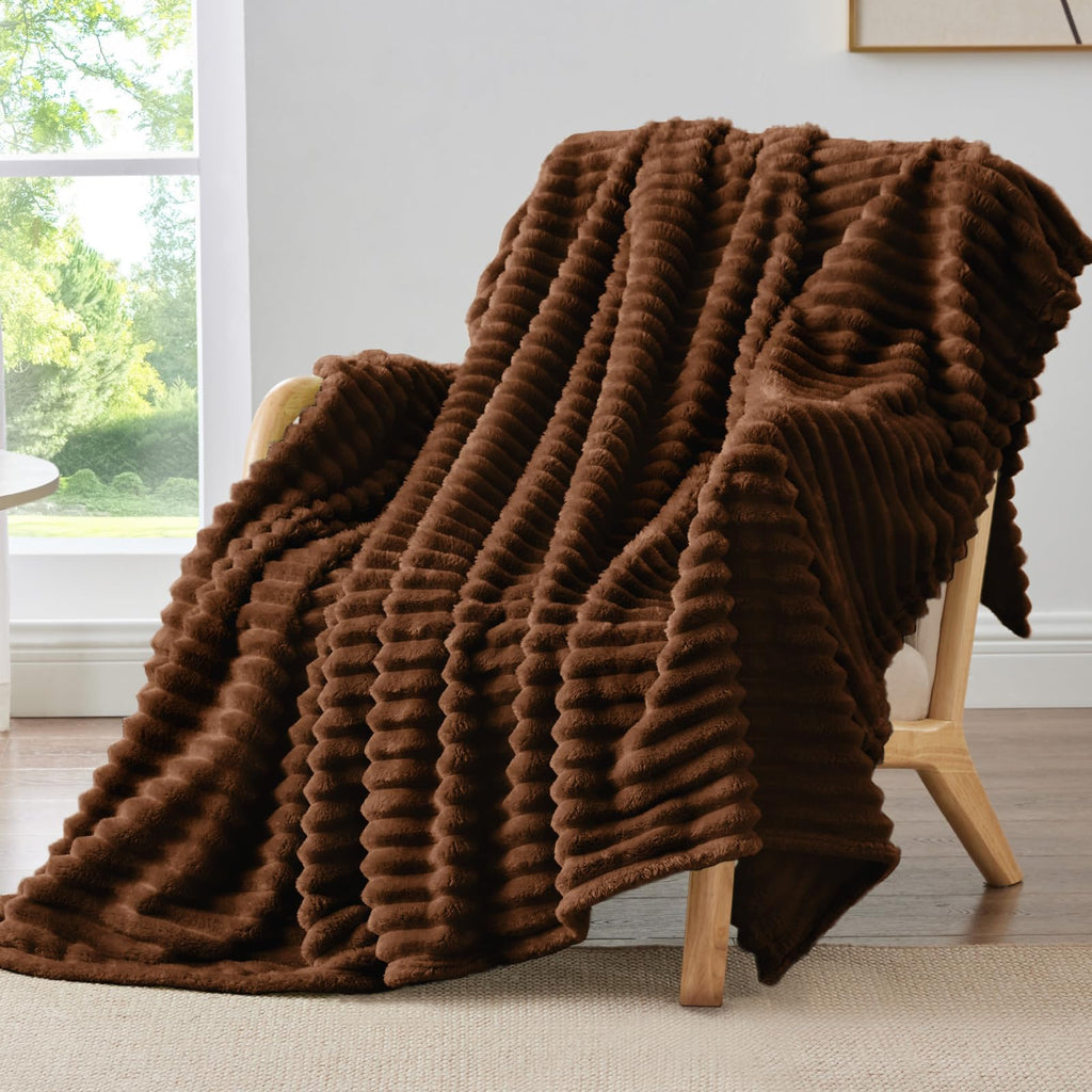 300GSM Soft Striped Fleece Throw Blanket for Couch & Bed