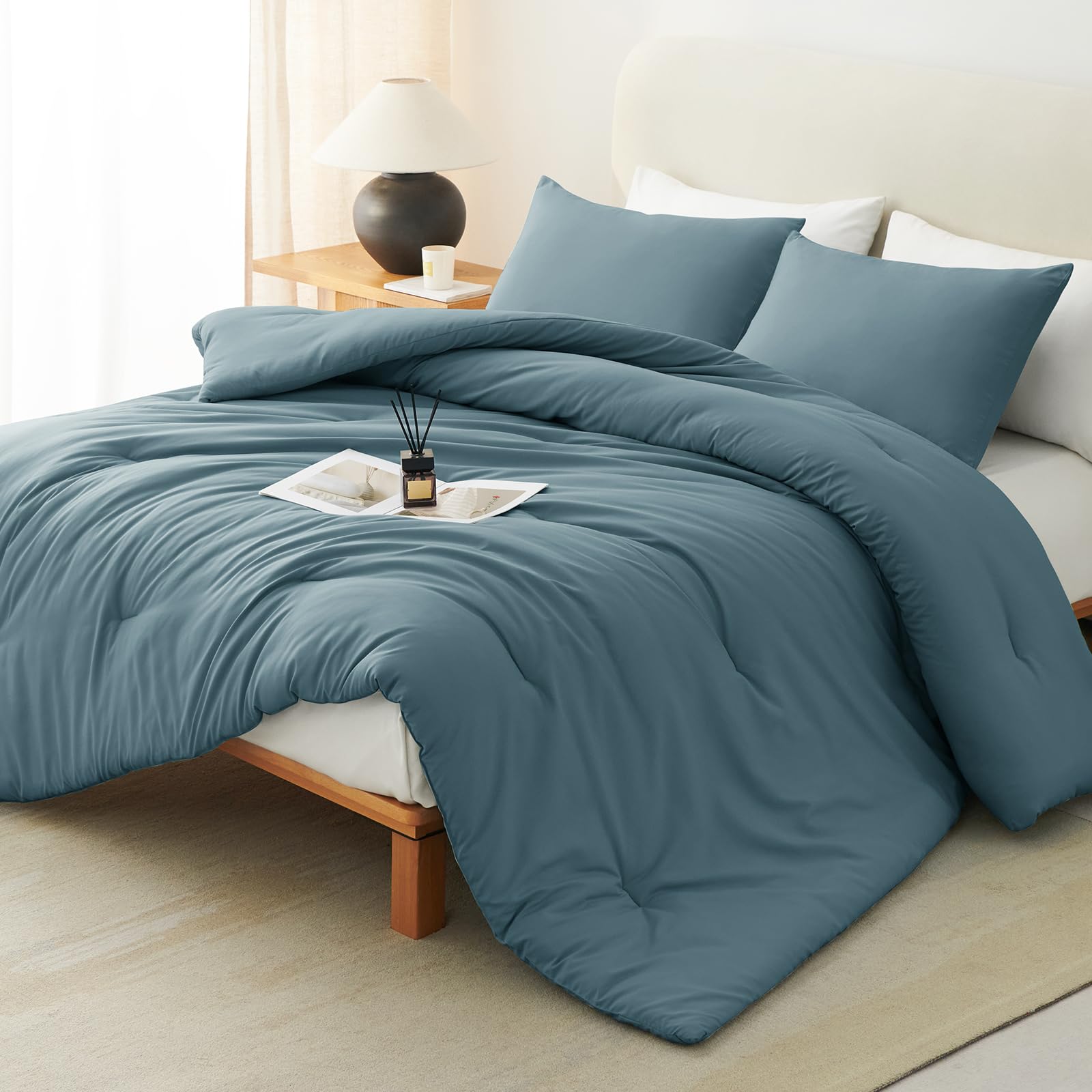 Down-Alternative Quilted Comforter Bedding Set