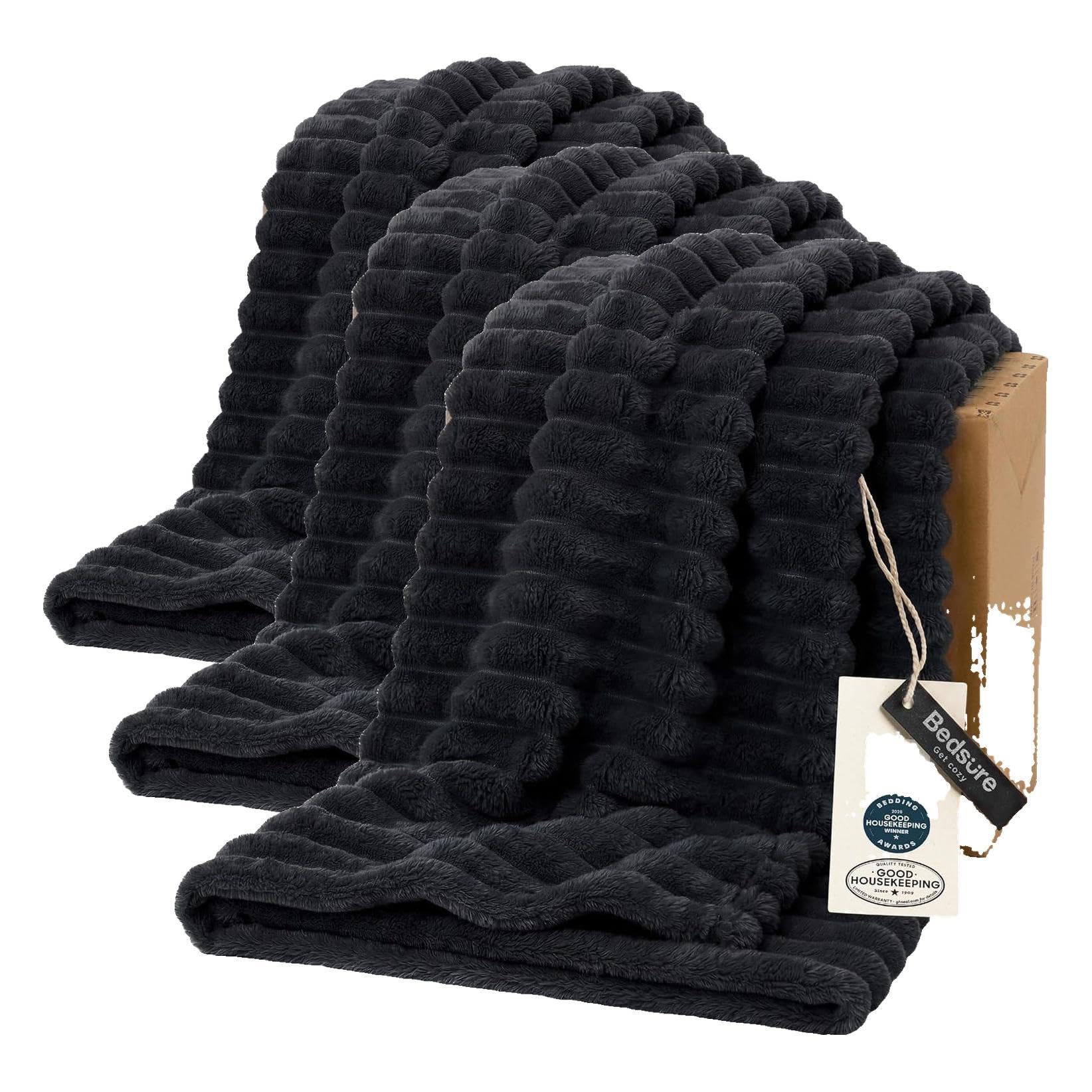 Ultra-Soft Polyester Fleece Blanket for Cozy Warmth