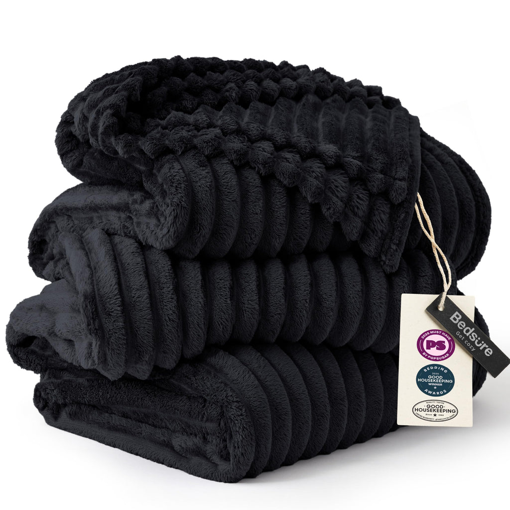 Ultra-Soft Polyester Fleece Blanket for Cozy Warmth
