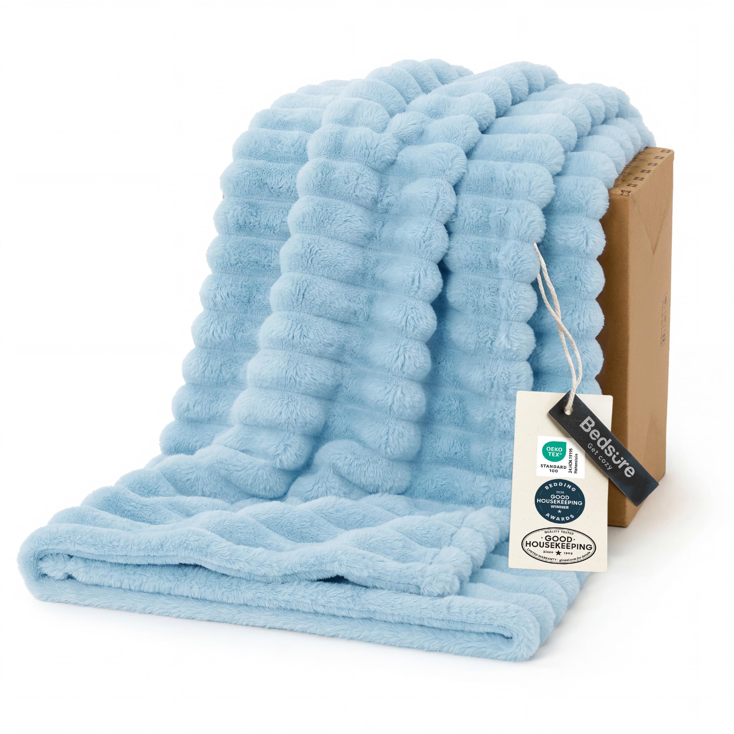 Ultra-Soft Polyester Fleece Blanket for Cozy Warmth