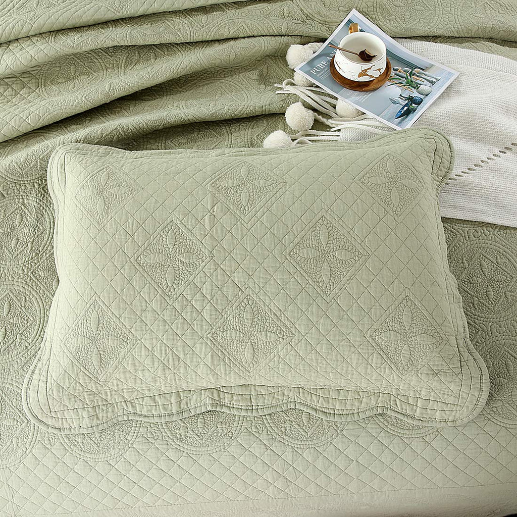 3-Piece 100% Cotton Embroidered Full/Queen Quilt Set