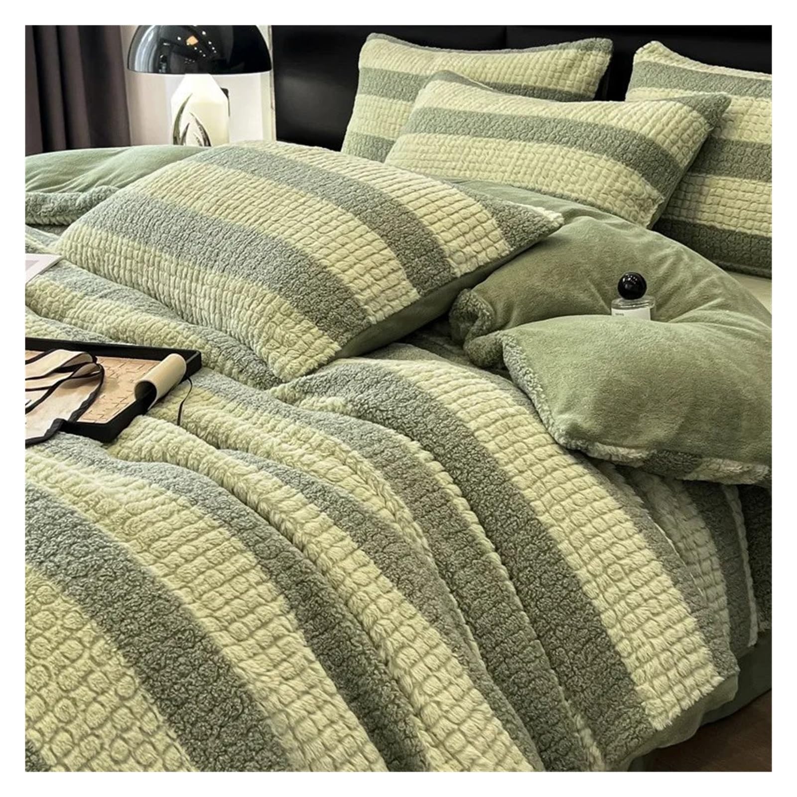 Deluxe Warm Milk Velvet Comforter and Bedding Set