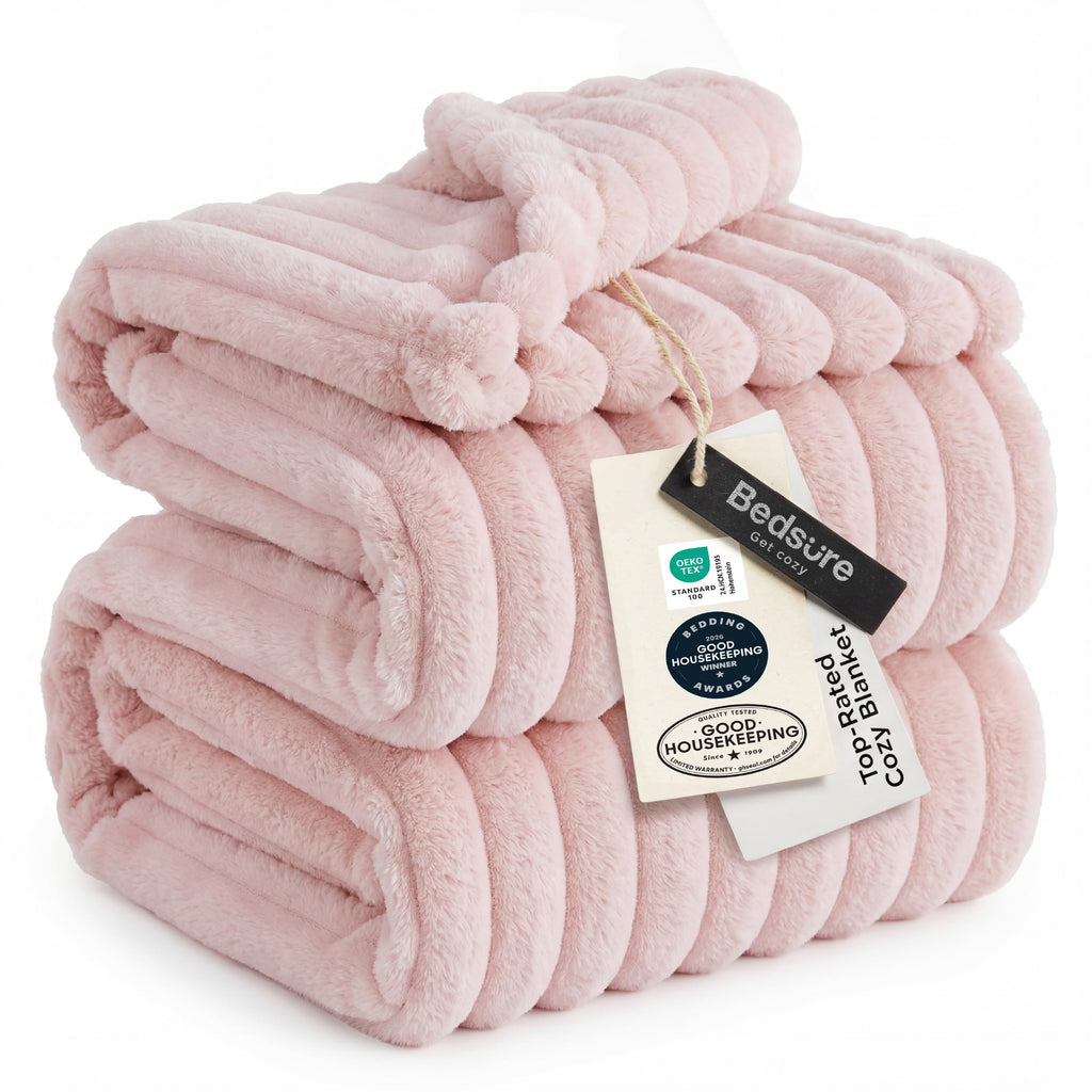 Ultra-Soft Polyester Fleece Blanket for Cozy Warmth