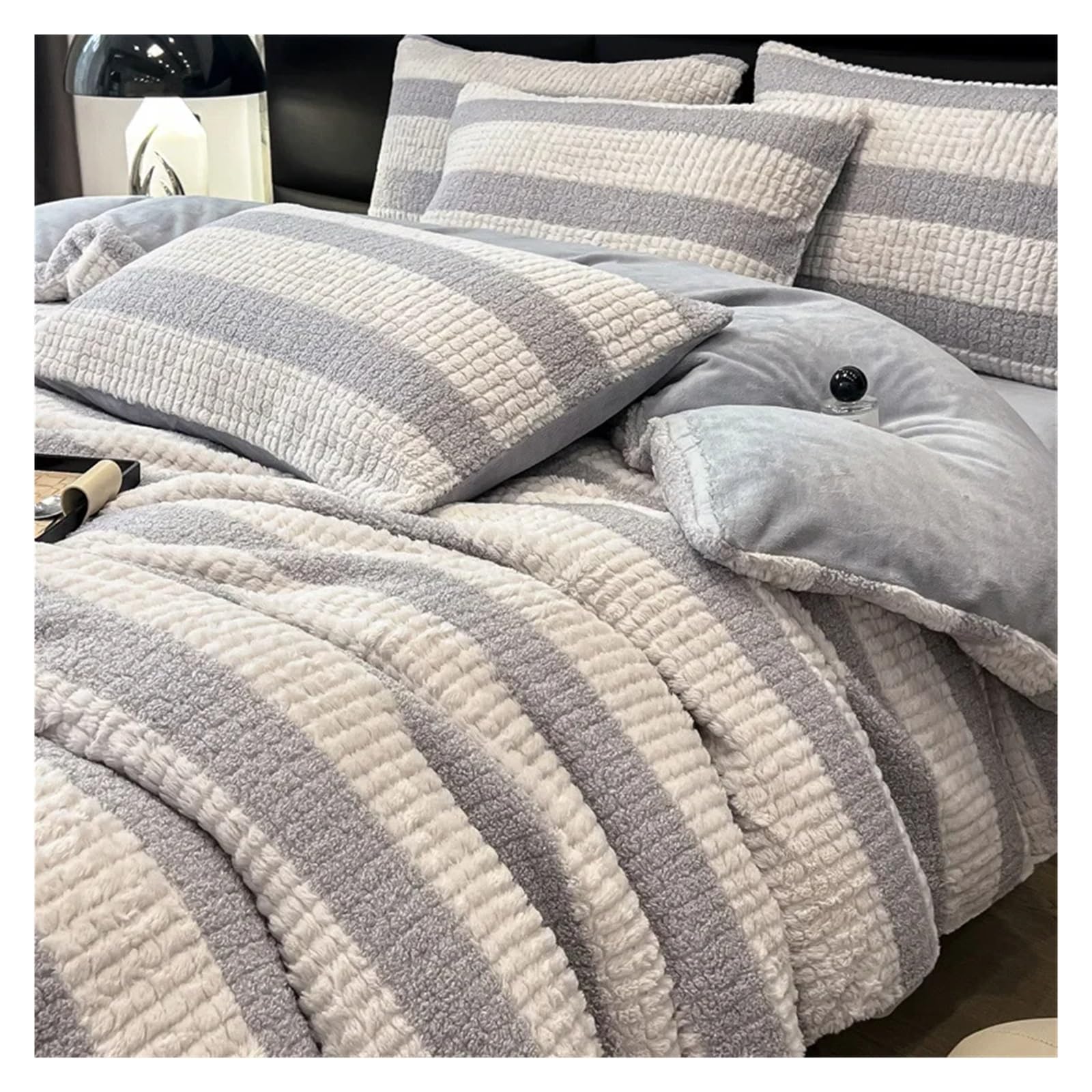 Deluxe Warm Milk Velvet Comforter and Bedding Set
