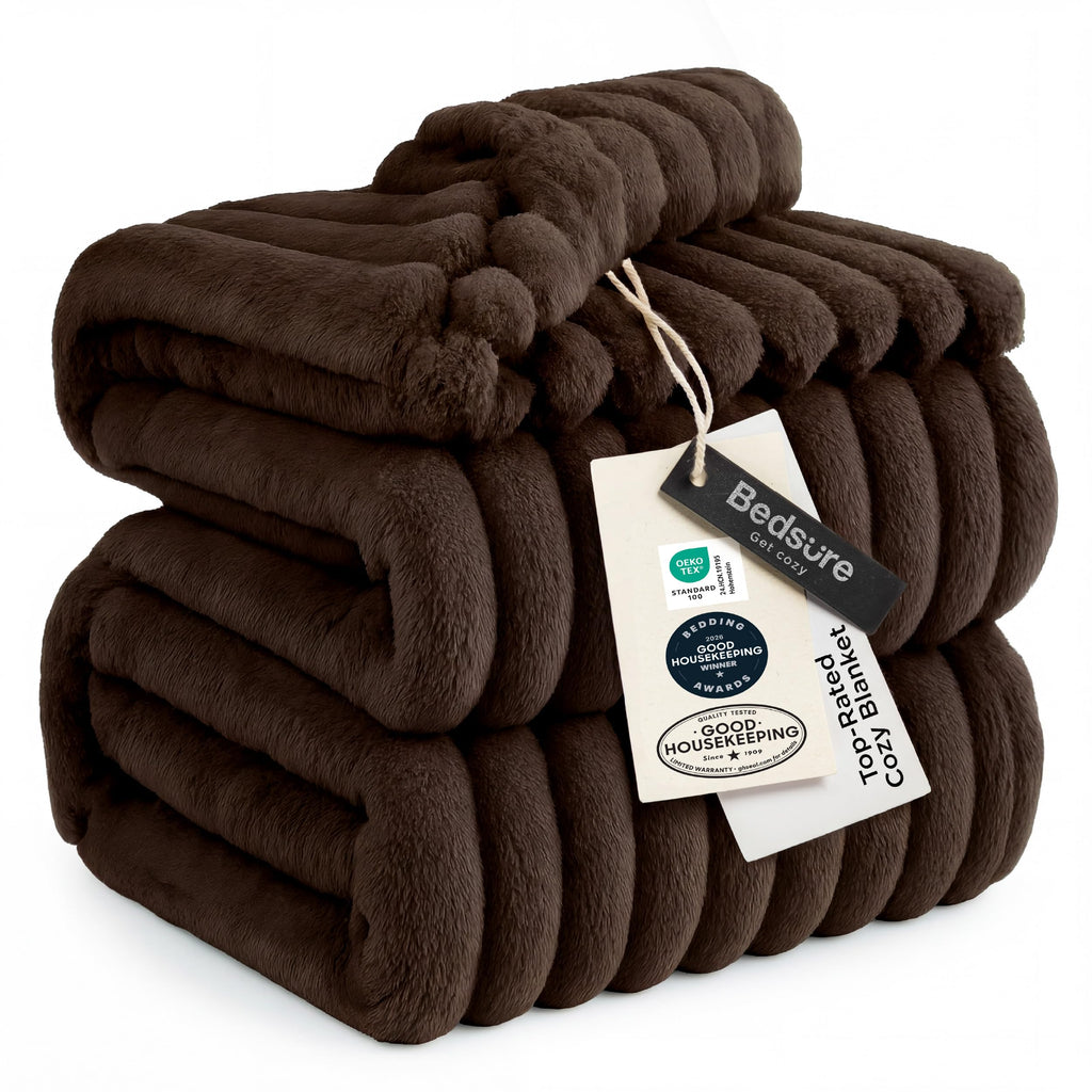 Ultra-Soft Polyester Fleece Blanket for Cozy Warmth