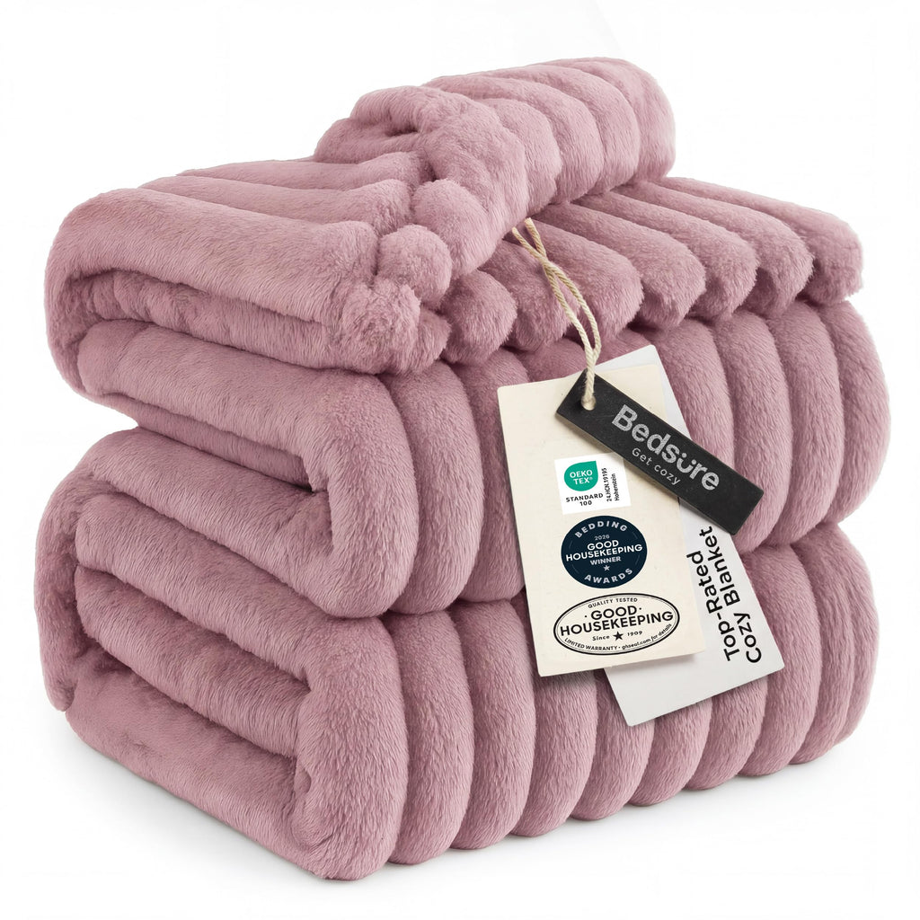Ultra-Soft Polyester Fleece Blanket for Cozy Warmth